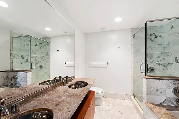 Rented by Compass | media 14