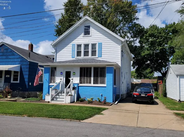1009 Harrison St, Sandusky, OH 44870
