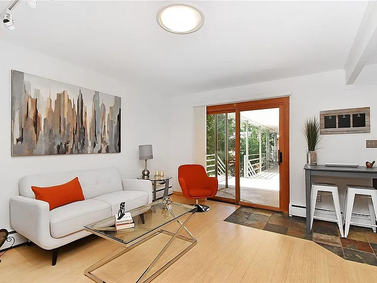 625 Pearl St #28 — Photo 8