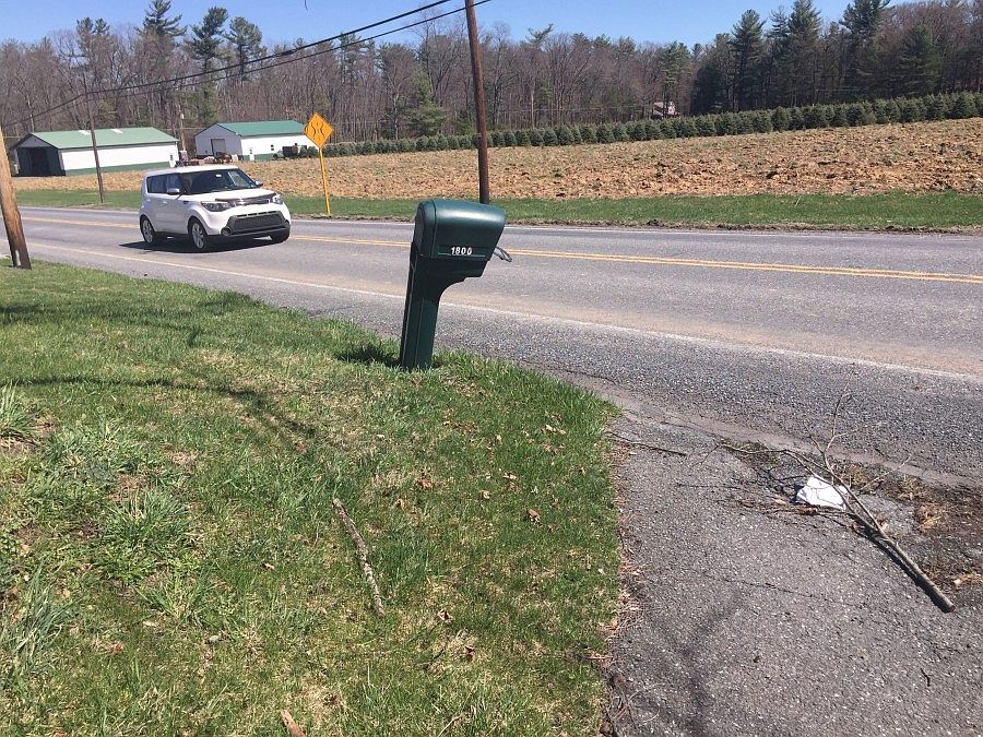 2nd image of 1800 Mahoning Dr E