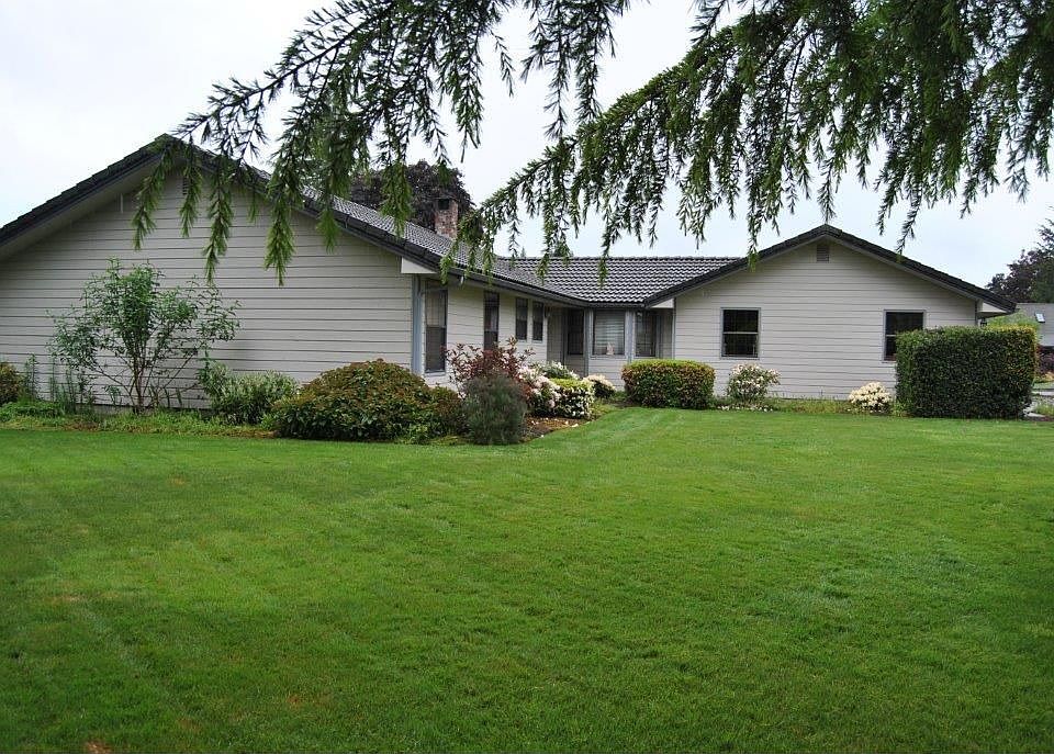1st image of 2637 58th Ct SE