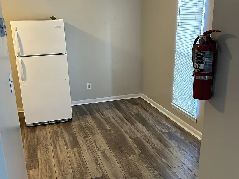3813 Triana Blvd SW #201-E — Photo 29