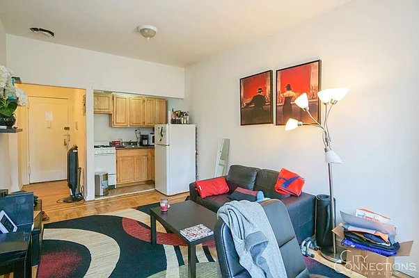 Rented by City Connections Realty | media 26