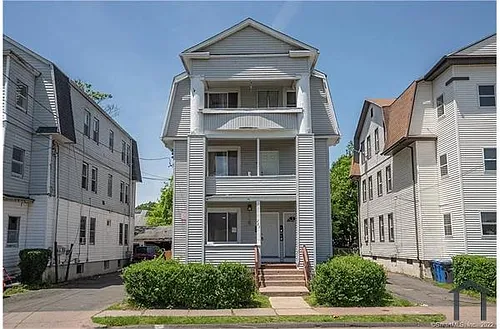 263 Martin St #1 Photo 1