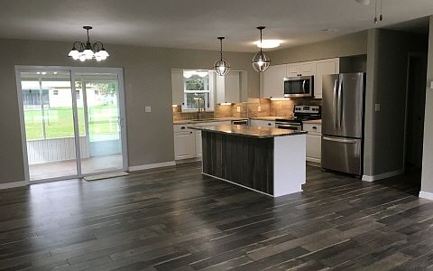 3rd image of 1579 Buck St