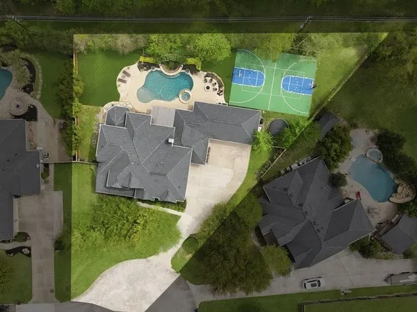 10426 Waterstone Estates Ct, Tomball, TX 77375