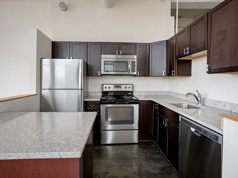 Garfield Lofts — Photo 23