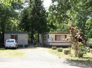 138 N Old Stage Rd UNIT 6, Cave Junction, OR 97523