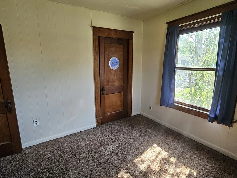 41 S Lakeview Ave — Photo 11