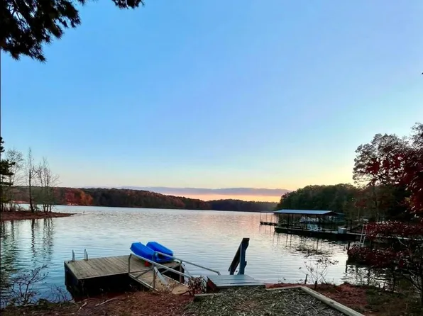 290 S Port Bass Dr, Fair Play, SC 29643