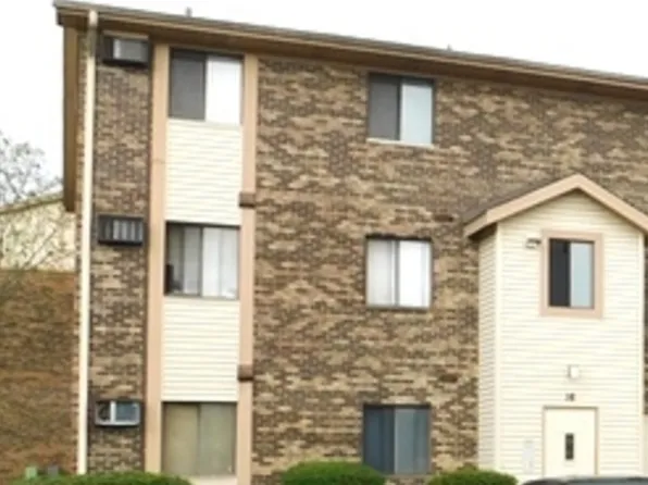 16 Echo Ct APT 6, Vernon Hills, IL 60061