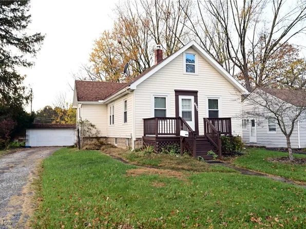 4080 W 224th St, Fairview Park, OH 44126