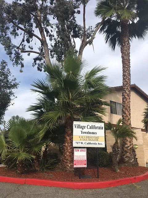 2 bed, 2.5 bath, 1200 sqft, $2,800 — Photo 1