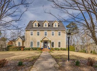 605 Johns Creek Rd, Hodges, SC 29653