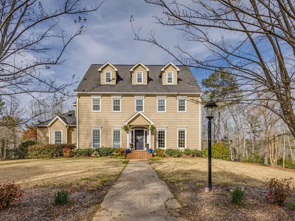 605 Johns Creek Rd, Hodges, SC 29653