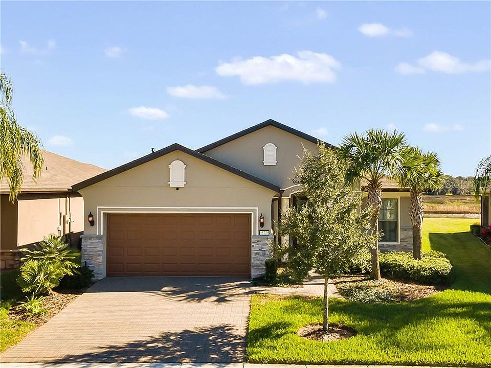 1st image of 572 Cantabria Dr