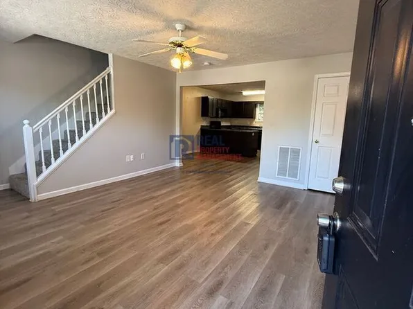 144 N Erwin St APT 103, Cartersville, GA 30120