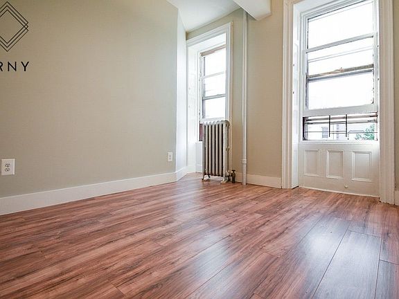 2nd image of 176 Hart St #3A
