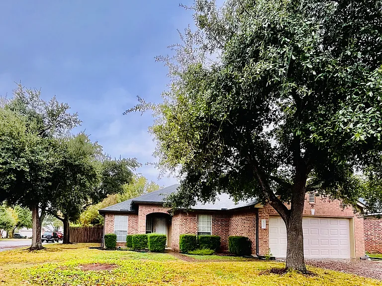3001 Wavecrest Blvd — Photo 1
