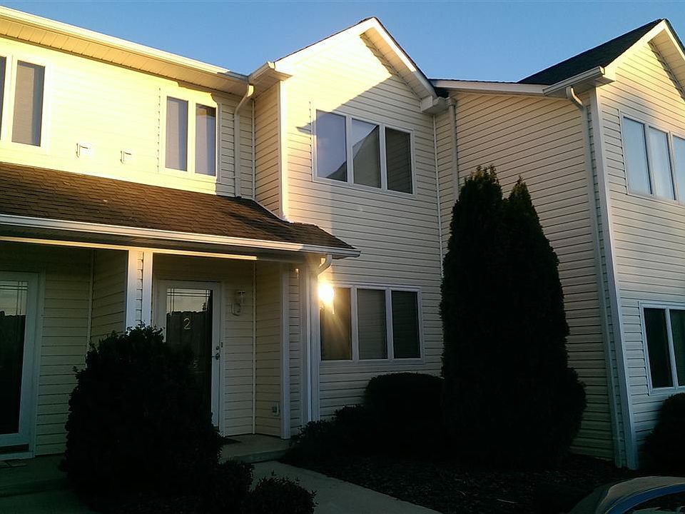 1st image of 3295 White Oak Ct