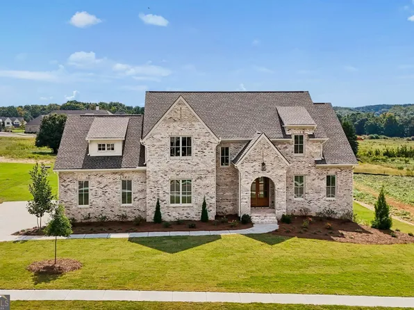 2275 Malcom Estates Dr, Bogart, GA 30622