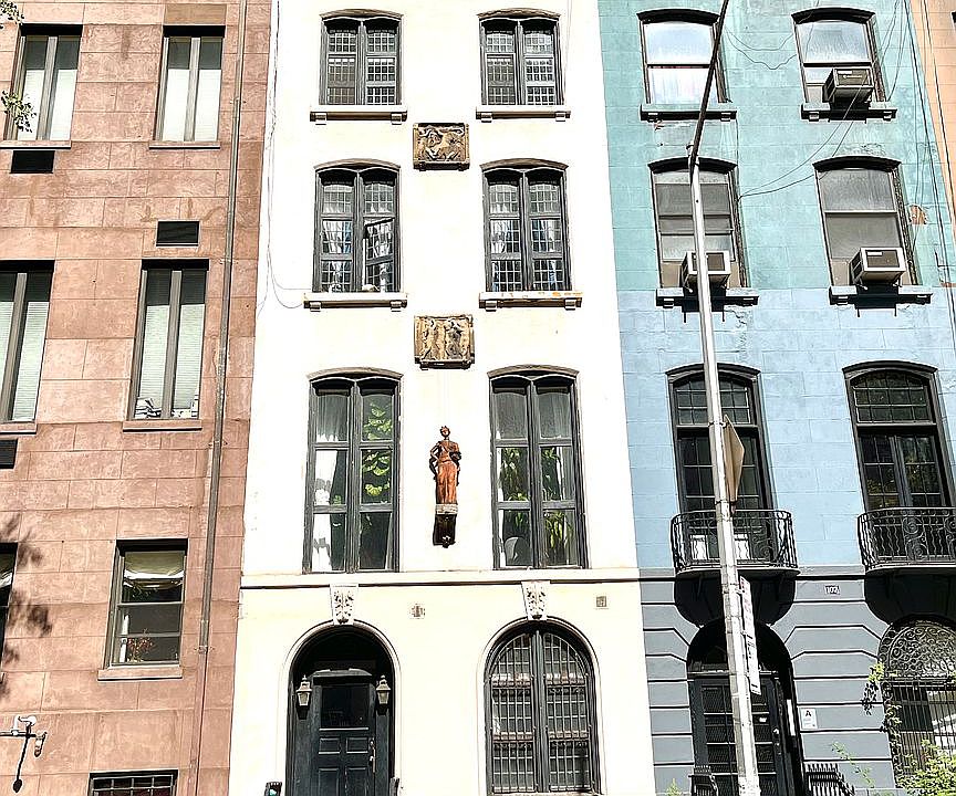 1st image of 105 E 35th St