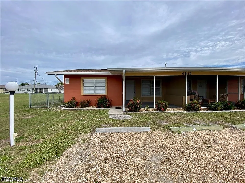 4819 Marine Dr #1