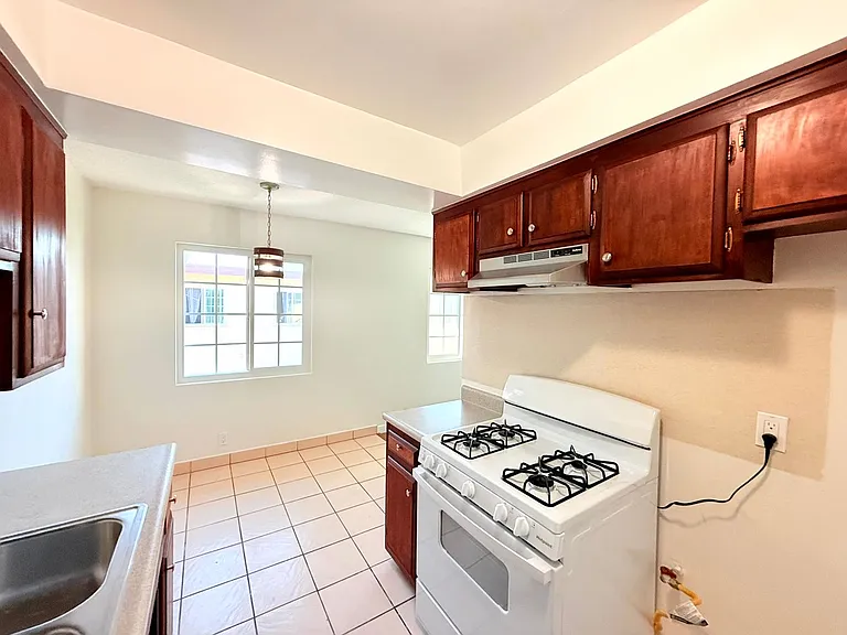 7035 -7039 Miles Avenue — Photo 11
