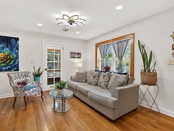 4th image of 405 Ashantilly Ave