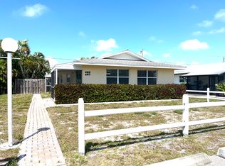 685 95th Ave N #685, Naples, FL 34108
