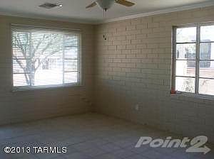 Living Room, Great Light!