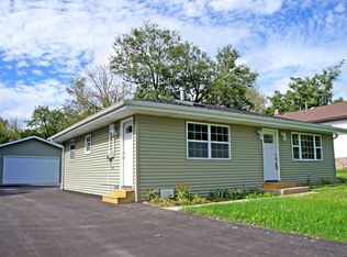 6108 Stonewall Ave, Downers Grove, IL 60516