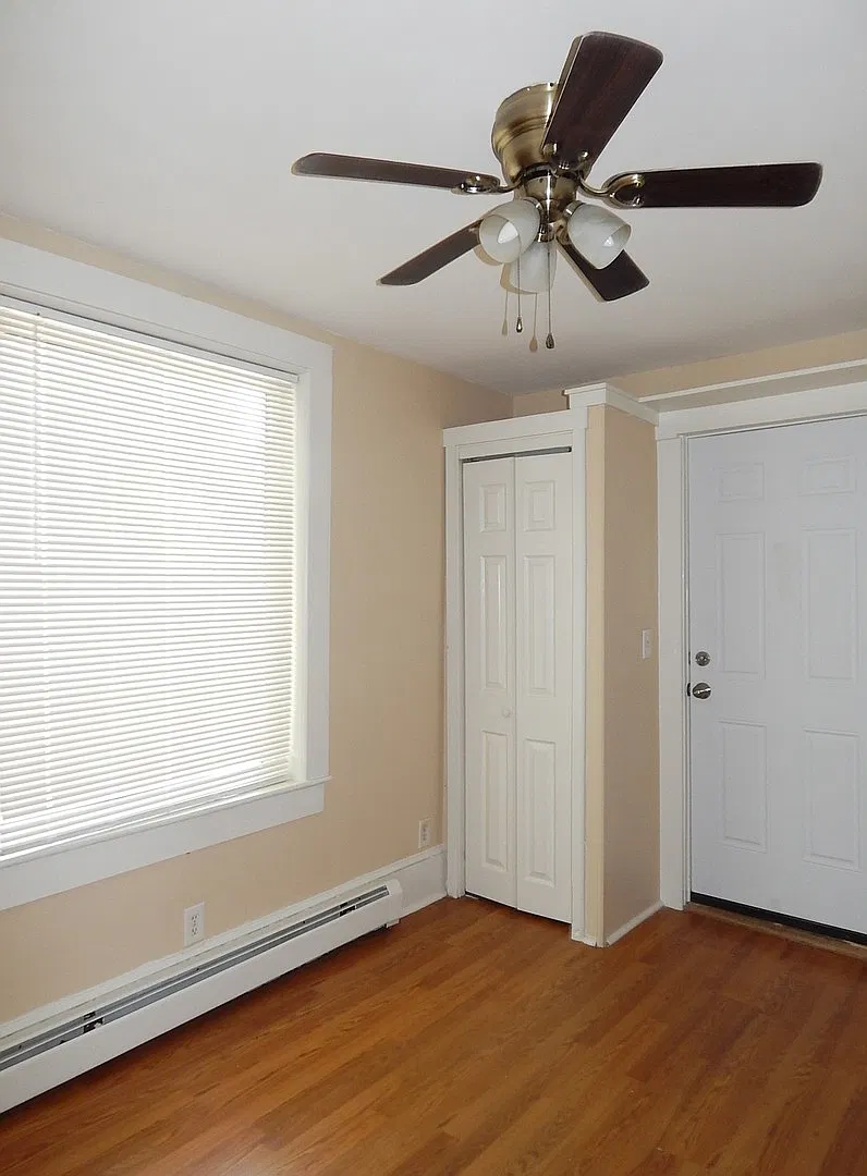 73 Somerset Street — Photo 2