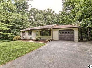 966 Maze Rd, Thompsontown, PA 17094