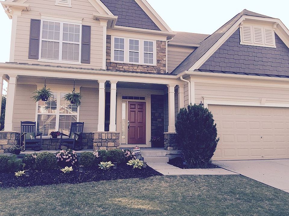1st image of 204 Glenwood Dr