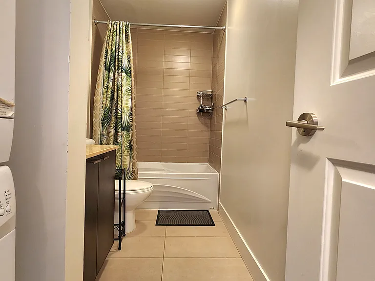 23 Sheppard Ave E #2611 — Photo 8