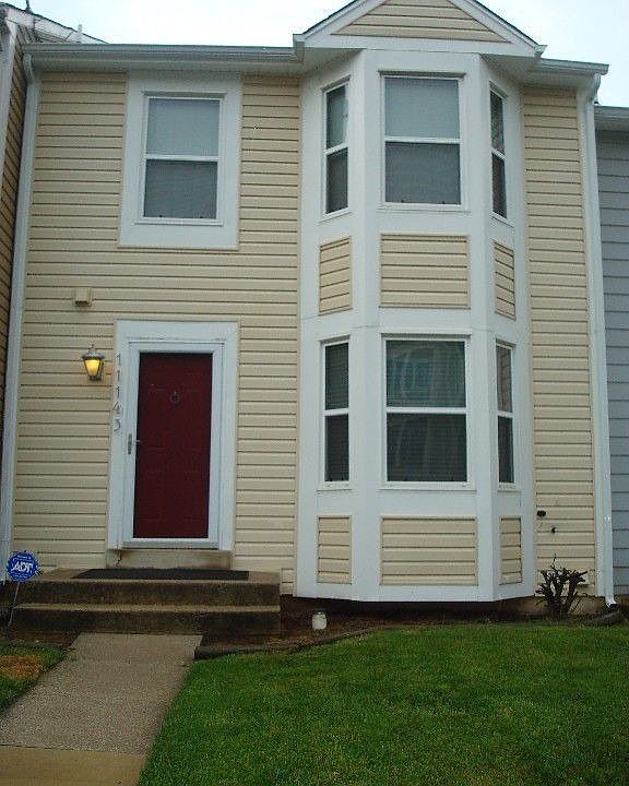 Beautful Curb Appeal!