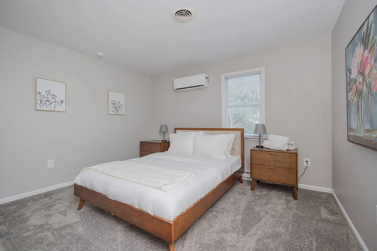 2 bed, 1000 sqft, $1,950 — Photo 4