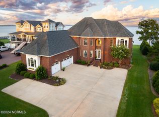 312 Harrier Ct, Elizabeth City, NC 27909