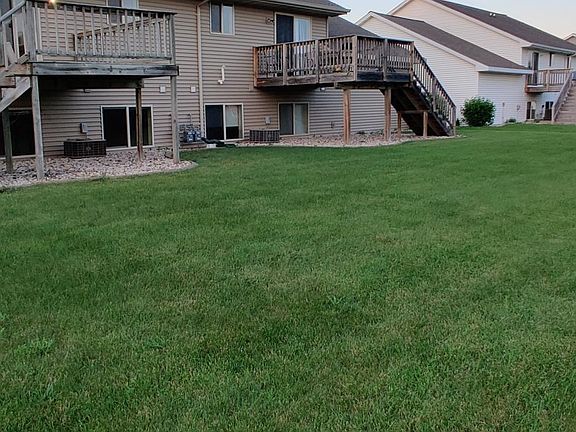2nd image of 144 E River Dr
