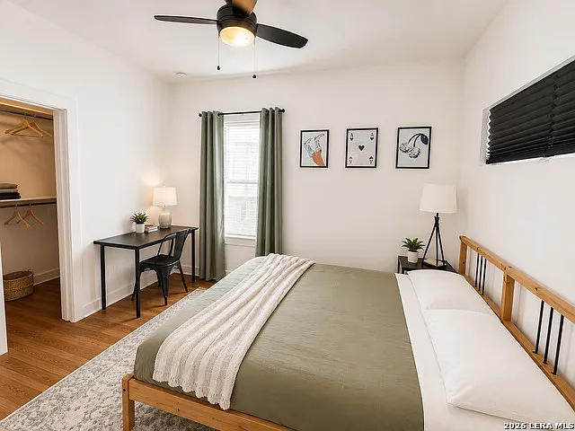704 N Cherry St — Photo 12