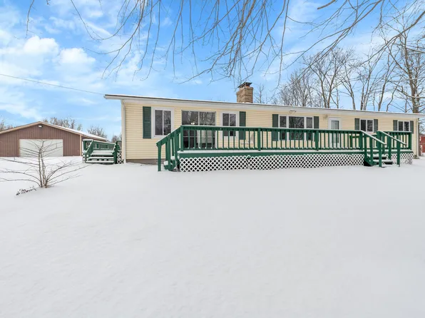 1119 Richman Rd, Kimball, MI 48074