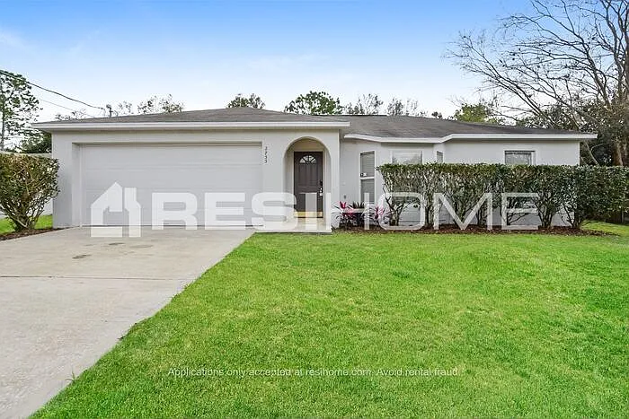 2733 Bentley Ct