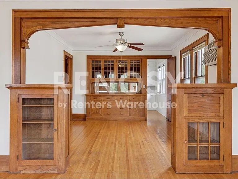 1601 Charles Ave — Photo 3