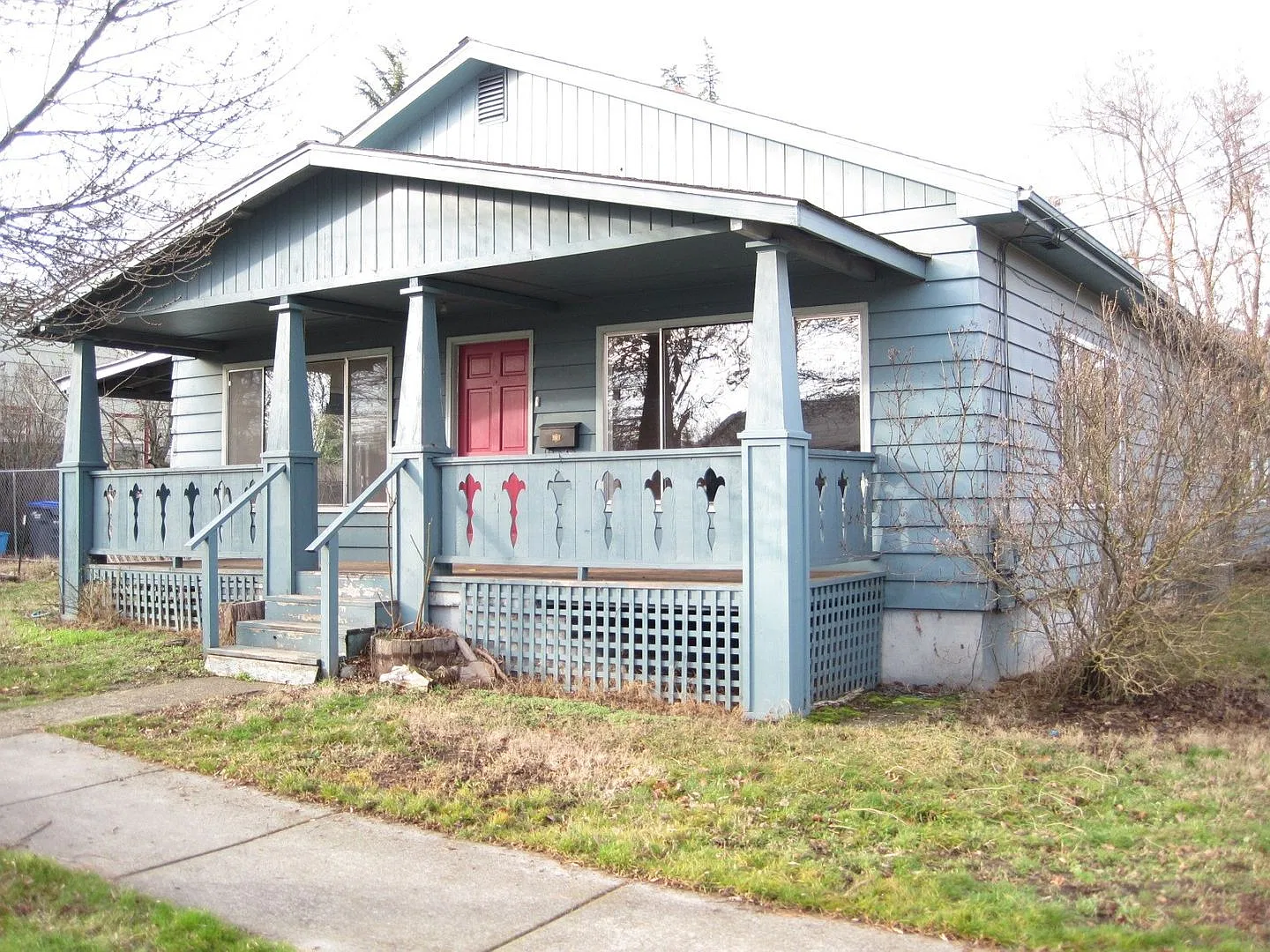 Cozy and Spacious — Photo 1