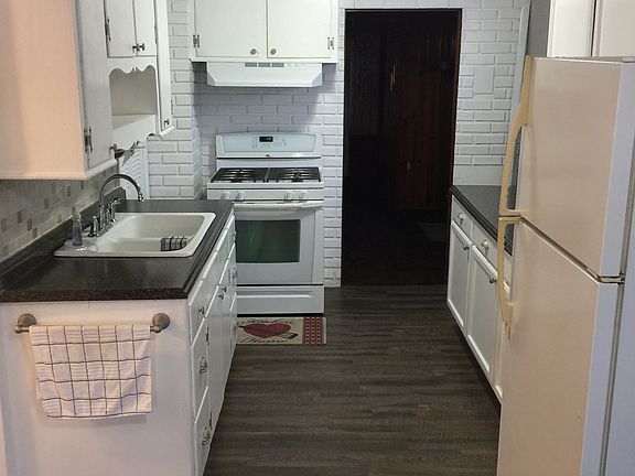 5th image of 2833 Sewell St