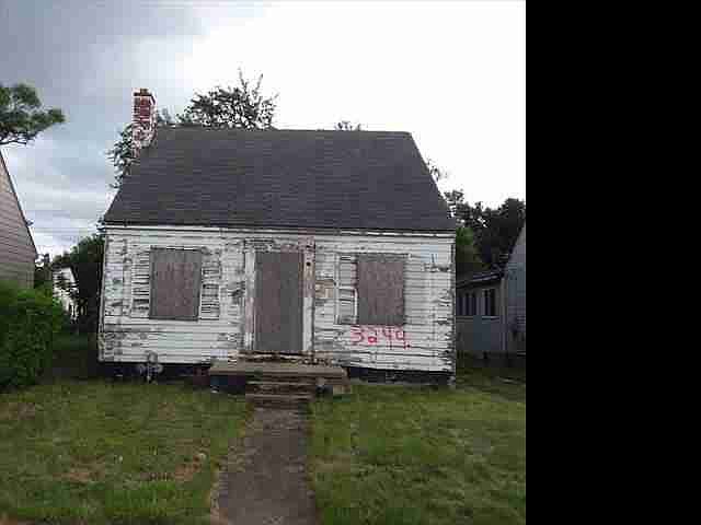 3249 Bassett