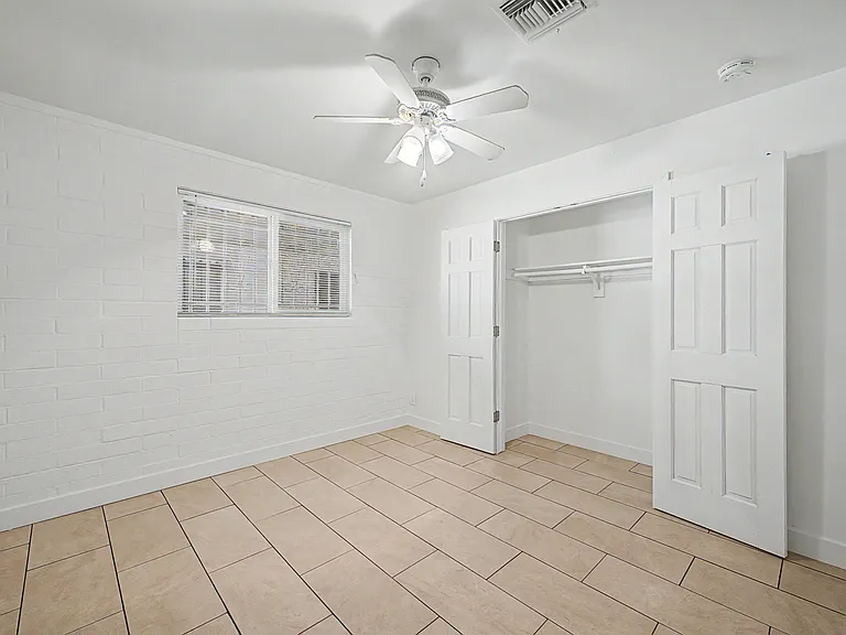 1408 W Becker Ln #1 — Photo 16