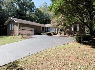 113 Brandon Rd, Hendersonville, NC 28739