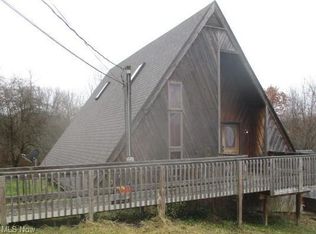 1100 Bacon Ave, East Palestine, OH